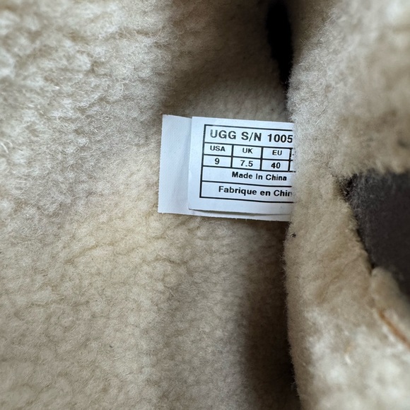 UGG Thomsen Suede Knee-High Boots Shearling Lined Boots Womens Size 9 - Picture 9 of 11